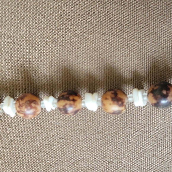 FASHION Necklace Wooden - Picture 2 of 3
